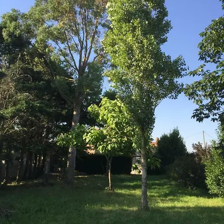 Climatise De La Haute Rue Venkovský dům